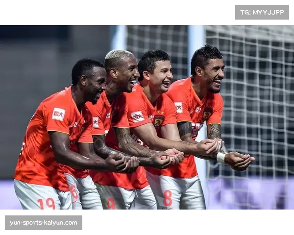 土超联赛竞争格局明朗 争冠与保级集团逐渐清晰