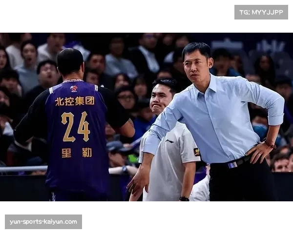 北控防守纪律涣散暴露精神短板 张庆鹏怒批球队缺乏血性与求胜欲